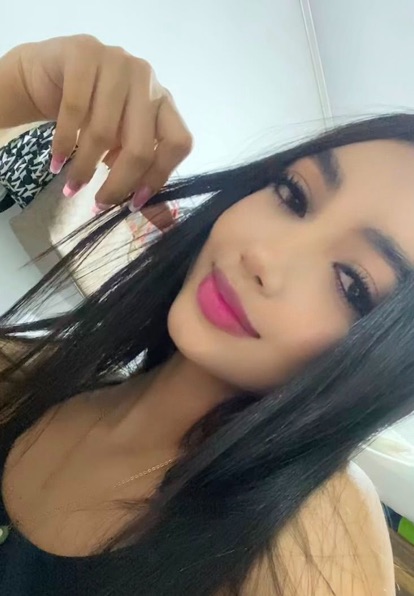 Cata — stranger girl live on camera for anonymous video chat